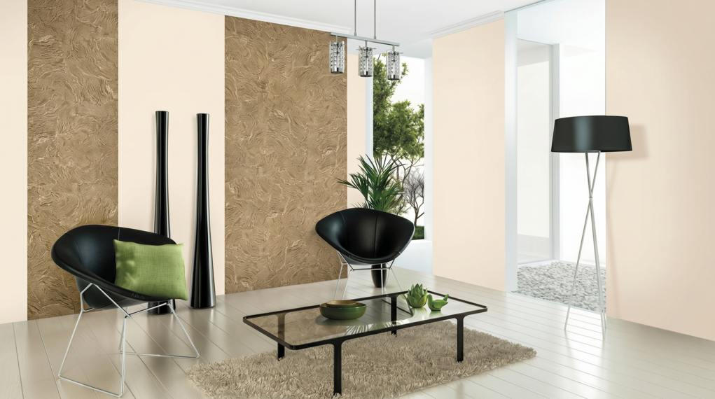 Salon – wnętrze z pomalowaną ścianą w kolorze S0505-Y60R